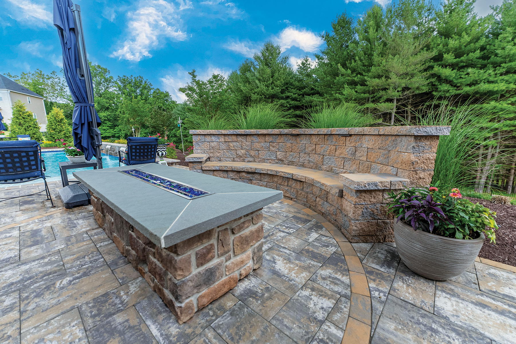 6 INCH COLONIAL WALL