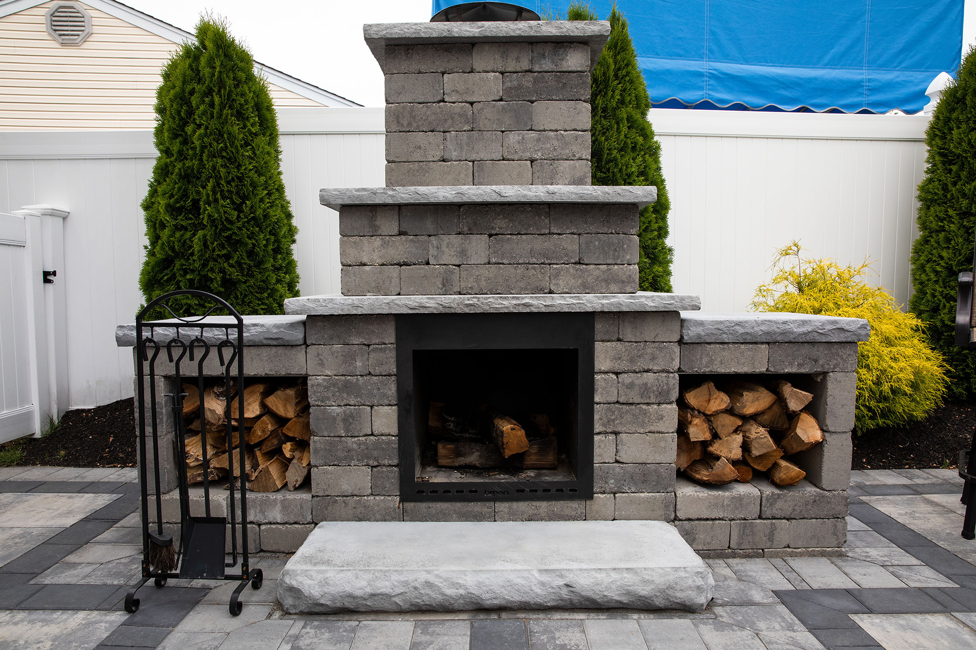 JR FIREPLACE WITH VERONA WALL